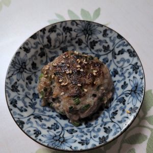 KUMIKOの作ってみた!投稿(にらぽん和風ハンバーグ)