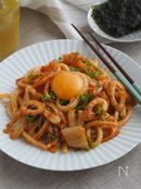 ガツンとおいしい。キムチ焼うどん【簡単・ランチ・調味料1つ】
