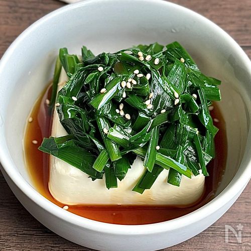 豆腐とニラのピリ辛ごま和え