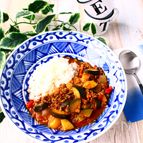 ズッキーニと夏野菜のドライカレー【ルウ不使用・作り置き可】