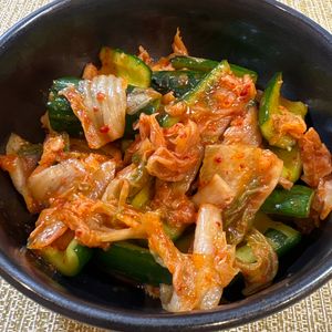 楽ラク手抜キッチン🐶🐾の作ってみた!投稿(揉むだけで美味しい！ご飯もお酒もすすむ【即席オイキムチ】)