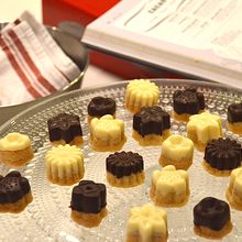 【バターなし】ホロッとクッキーのチョコがけ
