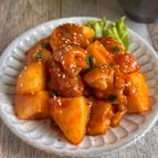 ご飯泥棒♩旨辛鶏じゃが炒め