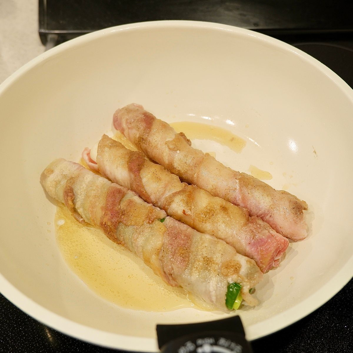 ねぎまき レンジで作る長ねぎと豚バラの旨いやつ！『豚バラねぎ巻き』 - YouTube