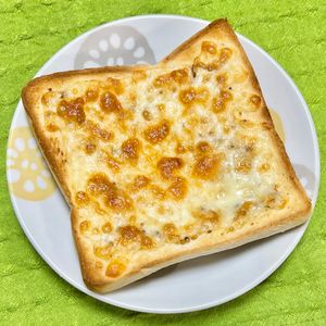 キャピタンの作ってみた!投稿(【スパイシーチーズトースト】とろ〜りチーズと弾けるマスタード)