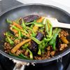 『夏野菜とひき肉のにんにく醤油炒め』簡単☆ご飯がすすむ♪の工程4