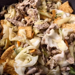 ヒラメの作ってみた!投稿(行列の定食屋さんの🍚豚バラキャベツと厚揚げの旨塩レモン🤩)