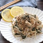 【新玉ねぎとわかめのツナレモンマヨ】すりごまとおかかの風味♪