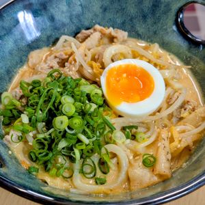まゆのの作ってみた!投稿(【やみつき濃厚】ピリ辛ごまみそうどん！)
