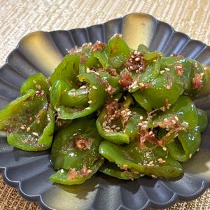 楽ラク手抜キッチン🐶🐾の作ってみた!投稿(【5分でできる！レンジで！ちぎりピーマンのおかか和え】簡単！)