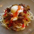 流水麺を使って卵とろーり！牛丼ぶっかけうどん♪