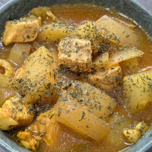 kotakaの作ってみた!投稿(【ほろほろ手羽元のバターカレー煮込み】全部入れて煮るだけ！)