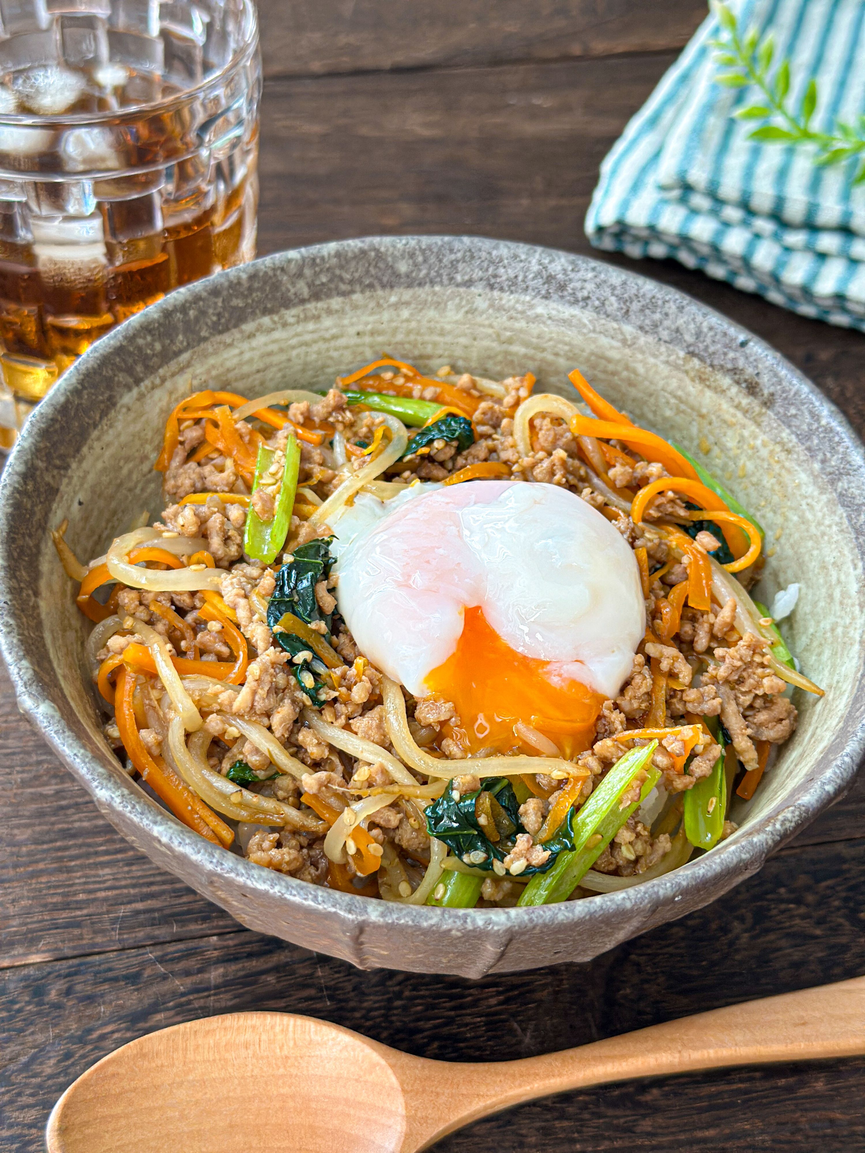 100万再生！【ワンパンビビンバ丼】 | レシピサイトNadia
