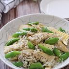 シンプルな味付けで最高♡筍とスナップえんどうのしらすペペロン