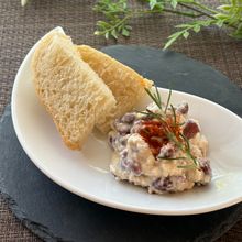 チーズと豆腐で作る大正金時豆の白和え