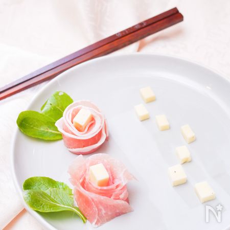 すぐできる 生ハム薔薇チーズ By ひろさんきっちん レシピサイト Nadia ナディア プロの料理家のおいしいレシピ