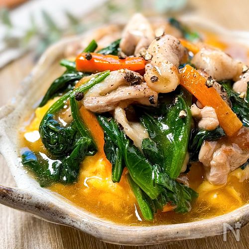 ワンパンでつくる！⟡【豚肉とほうれん草のとろたま中華丼】