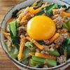小松菜克服レシピ🥬【給食のビビンバ丼】の工程4