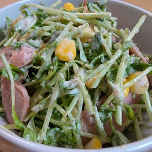 まゆのの作ってみた!投稿(豆苗と魚肉ソーセージのヨーグルト和え【#簡単 #栄養満点】)
