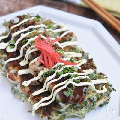 豆苗と竹輪のチーズお好み焼き