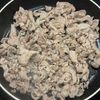 味付け材料2つ!豚こまとピーマンの味噌炒めの工程1