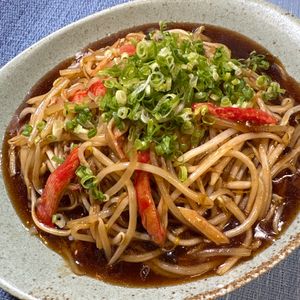 楽ラク手抜キッチン🐶🐾の作ってみた!投稿(【もやしとカニカマのあんかけ丼】包丁不要！コスパ抜群！)