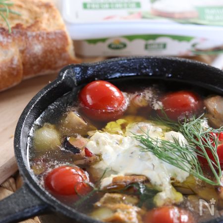 １０分で完成 魚介のアヒージョ クリームチーズ添え By 富岡清美 レシピサイト Nadia ナディア プロの料理家のおいしいレシピ