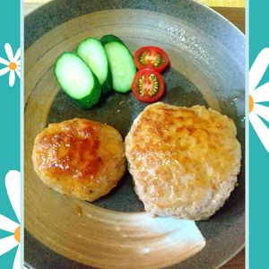 チョロリスの作ってみた!投稿(【照り焼き和風お豆腐バーグ】ワンパン&包丁不要☆１食150円)