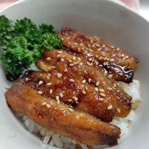 コスモスの作ってみた!投稿(鰯が苦手な方にも♡『超絶品いわしのかば焼き丼』)