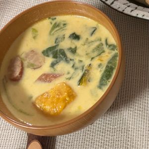 1497796の作ってみた!投稿(コクうま♪ベーコンとかぼちゃのミルク味噌スープ)