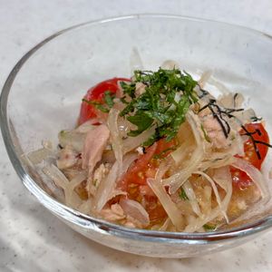 えみりんの作ってみた!投稿(【新玉ねぎのツナサラダ】シャキシャキ♪甘い♡ヘルシーサラダ♪)
