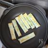 揚げずに簡単【ブロッコリーチーズ春巻き】子ども大絶賛!の工程5