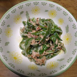 ももの作ってみた!投稿(あると嬉しいお手軽副菜♪ピーマンのおかかぽん酢マヨ和え)