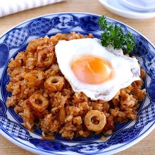 お昼ごはんにちょうど良いちくわのキムチチャーハン