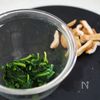 レンジで簡単♩【ひら天とほうれん草のごま和え】の工程1