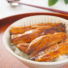 カルシウム補給に！いわしの蒲焼き丼