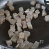 　【ちくわときのことこんにゃくの甘辛おかか炒め】お弁当にも◎の工程2