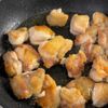【鶏としめじの餡掛け照り焼き】材料2つで最強ご飯泥棒の工程2