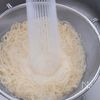 うどんスープでうま味抜群!爆速『叩き山芋の冷やしそうめん』の工程2