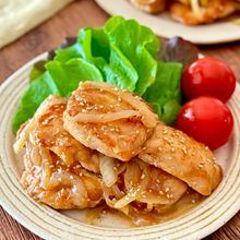 ごはんがモリモリすすむ♩鶏肉の生姜焼き