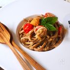ウニとトマトのクリームパスタ