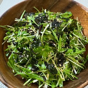 楽ラク手抜キッチン🐶🐾の作ってみた!投稿(『水菜の韓国のり和え』ぱぱっとすぐ完成♡)