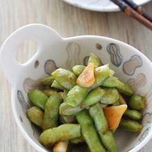 焼き枝豆のニンニク醤油漬け