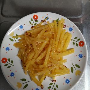 KUMIKOの作ってみた!投稿(【材料１つ♡】じゃがいもの塩きんぴら)