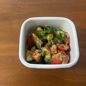 こむぎの作ってみた!投稿(栄養満点!混ぜるだけ♪【きゅうりとトマトとお豆のツナサラダ】)