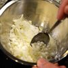 挽肉では出せない肉感が美味しい!肉肉焼売の工程2