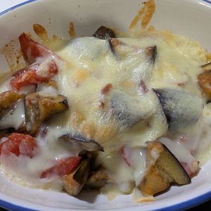 たかし（娘2人）の作ってみた!投稿(なすのトマトチーズ焼き『焼肉のタレでスパイシー♪』)