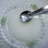 レンジで簡単「鶏ささみ肉ときゅうりのゴマ酢和え」の工程1