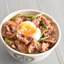 焼肉のタレで簡単！アスパラ豚丼
