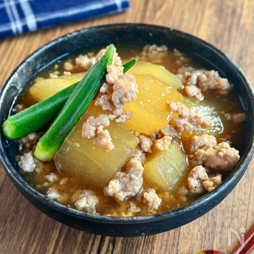 ごはんがすすむ♪とろ〜りやさしい【冬瓜の鶏そぼろ煮】